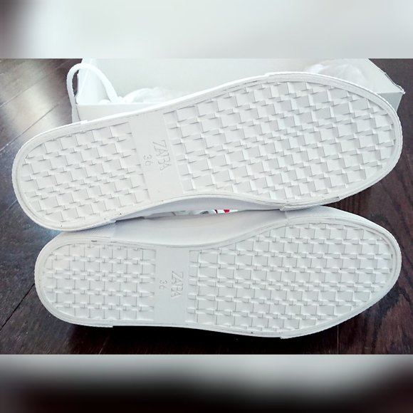 Disney Mickey Mouse x Zara - High Top Sneakers - Picture 6 of 13